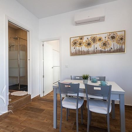 Apartamentos Dom Room Tarifa Eksteriør billede