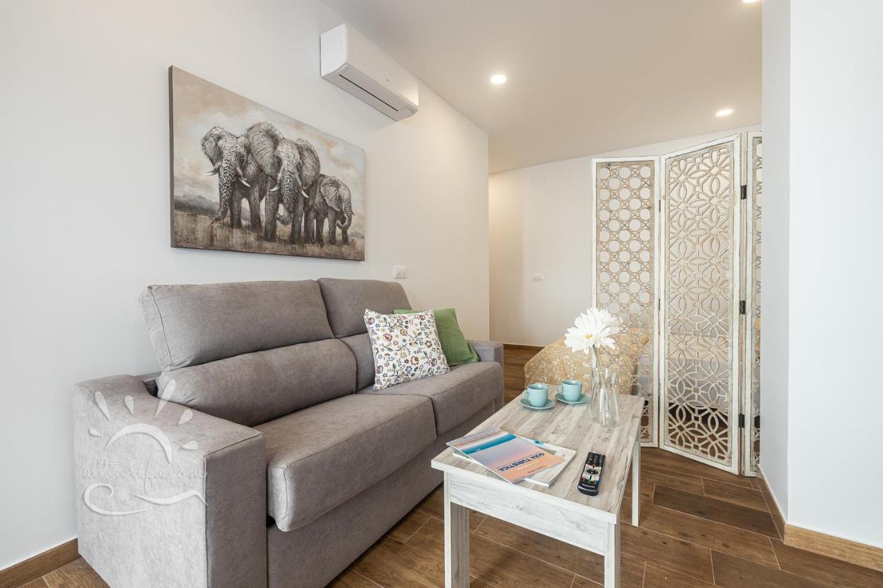 Apartamentos Dom Room Tarifa Eksteriør billede