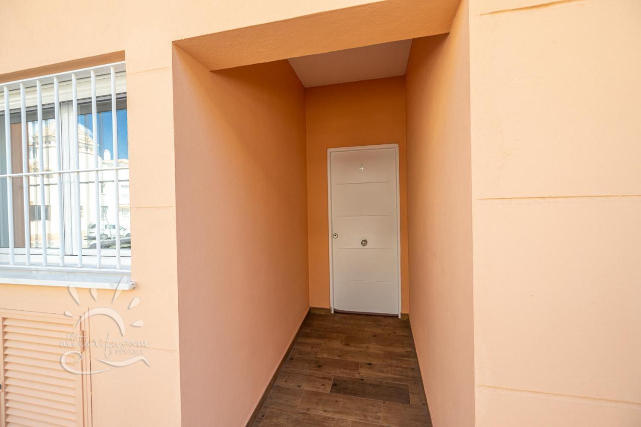 Apartamentos Dom Room Tarifa Eksteriør billede